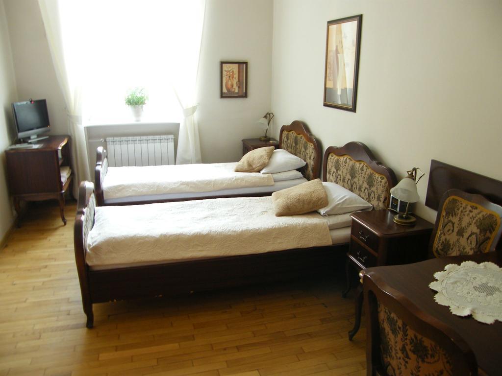 Apartamenty Kajzer Kraków Rum bild