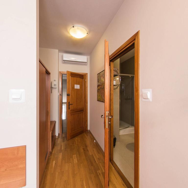 Apartamenty Kajzer Kraków Rum bild