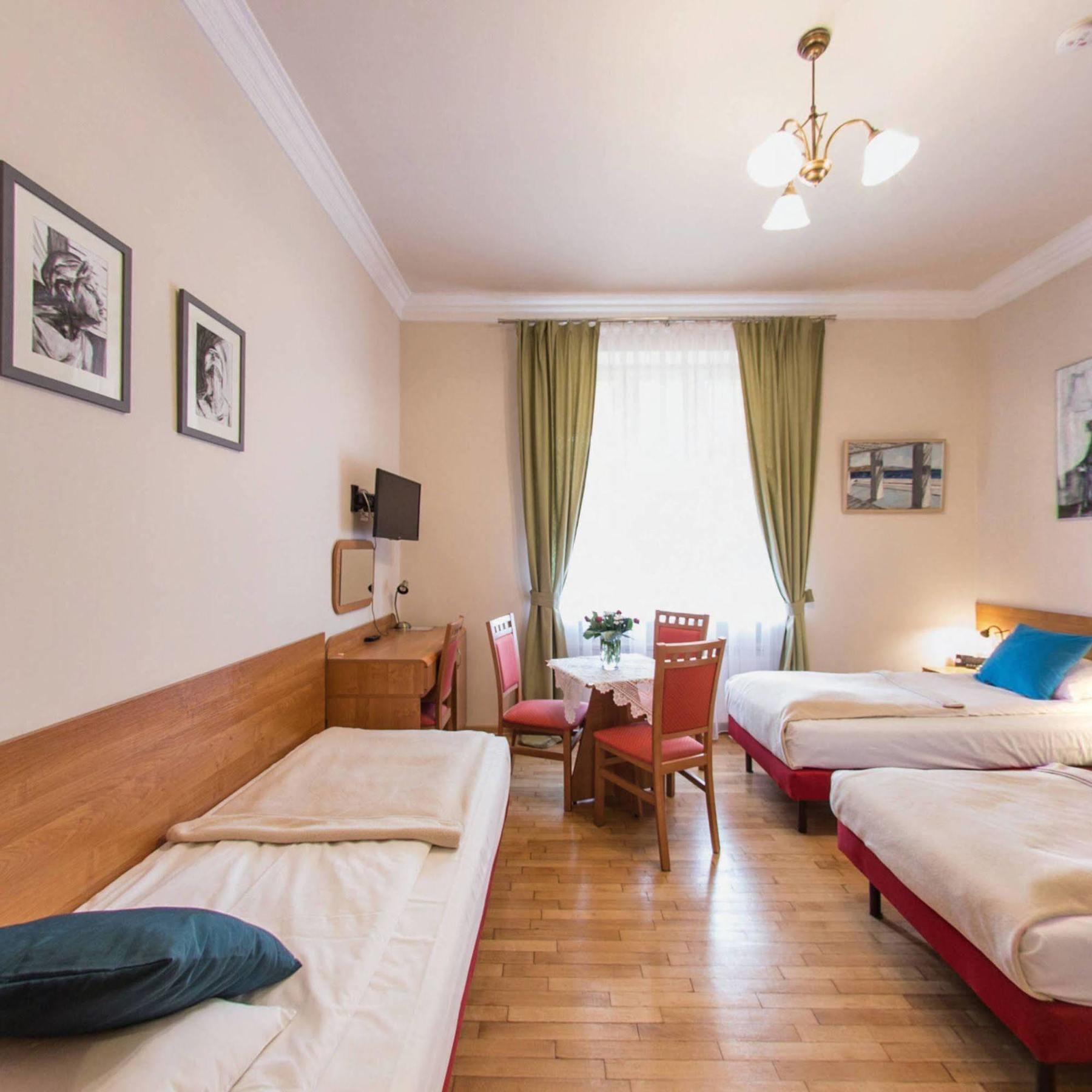 Apartamenty Kajzer Kraków Exteriör bild